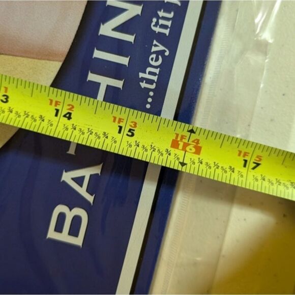 Betty Boop Bathing Suits Metal Sign - New - Picture 3 of 4